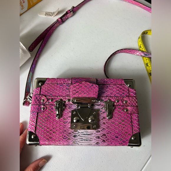 Chris Davis clutch crossbody purse - Picture 2 of 16